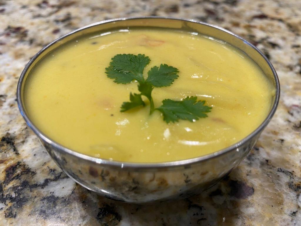 kadhi soup creamy indian yogurt chick pea flour besan