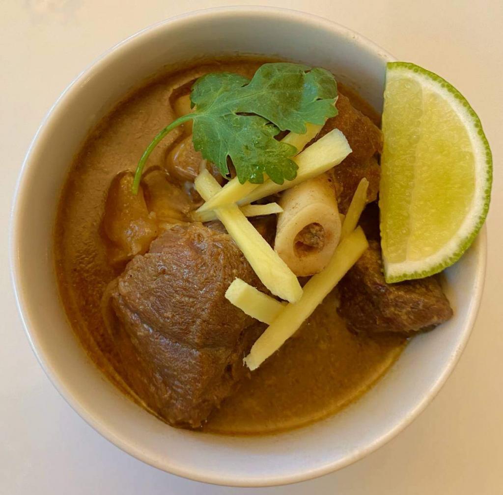 Nihari beef stew spices slow cooked meat curry