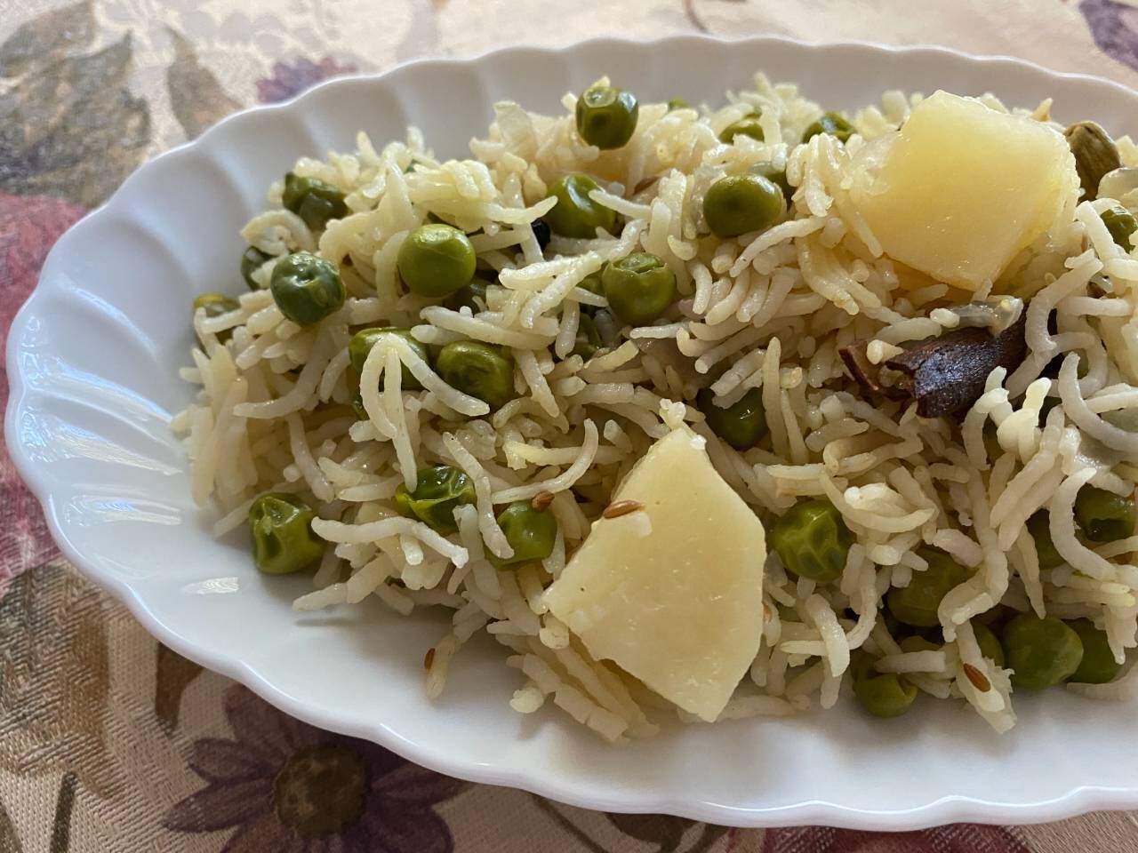 Matar Pulao - Rice, Peas, Potatoes, Flavorful Warm Spices