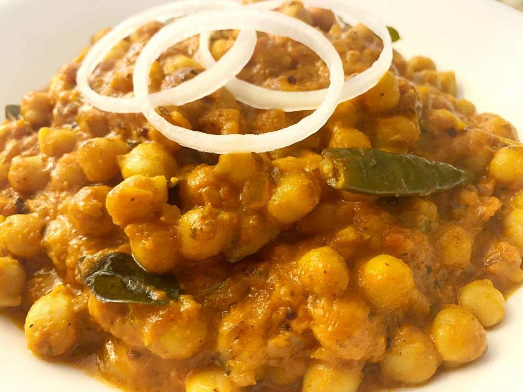 simple chana masala recipe chick peas garbanzo beans curry stew chole