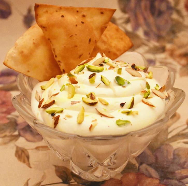 Instant Shrikhand, creamy lusciousness