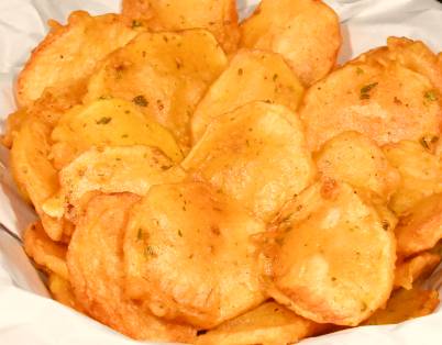 Potato Bajia with chutney and hot tea, perfect afternoon snack